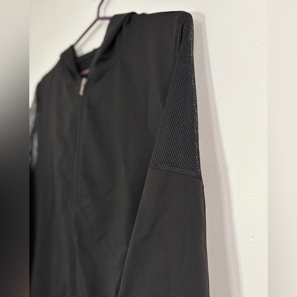 🎉4/30$🎉 Shein Black Zip-Up Hoodie – Size XL - Picture 2 of 4